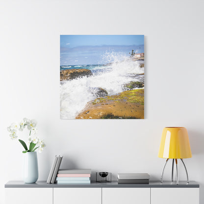 Coastal Waves Canvas Art: Capturing Nature's Serenity